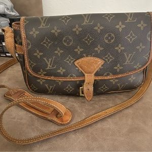 Louis Vuitton Monogram Solonge